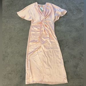 - Women’s H&M homecoming dress